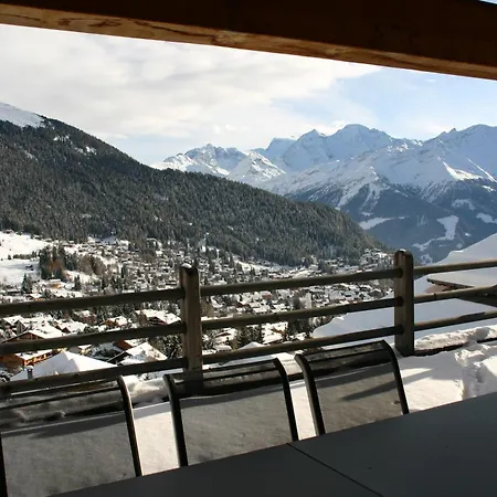 Les Sapins Bleus ベッド・アンド・ブレックファスト 3*